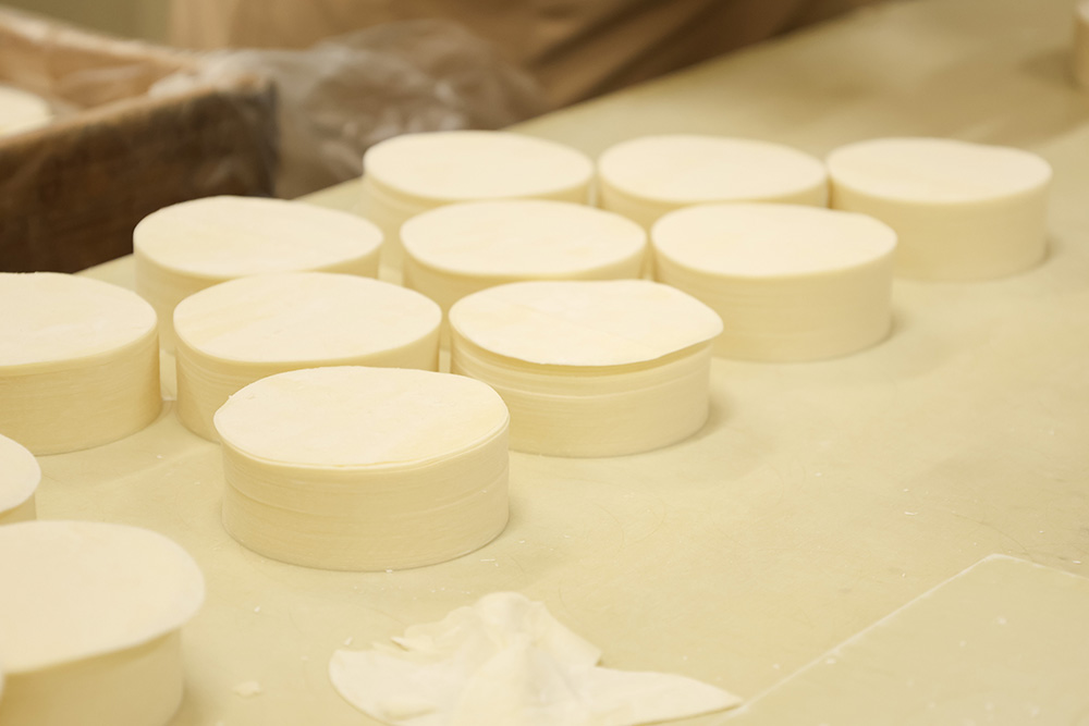 ぎょうざの皮の製造イメージ